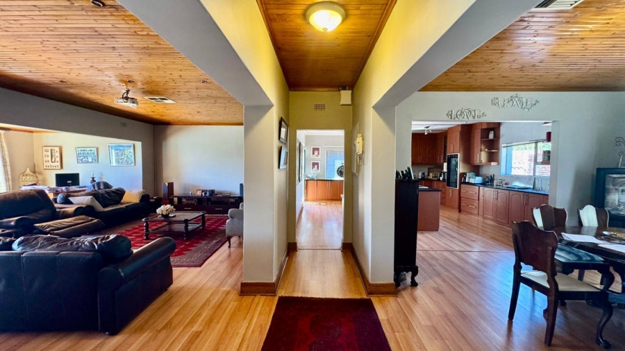 4 Bedroom Property for Sale in El Toro Park Northern Cape